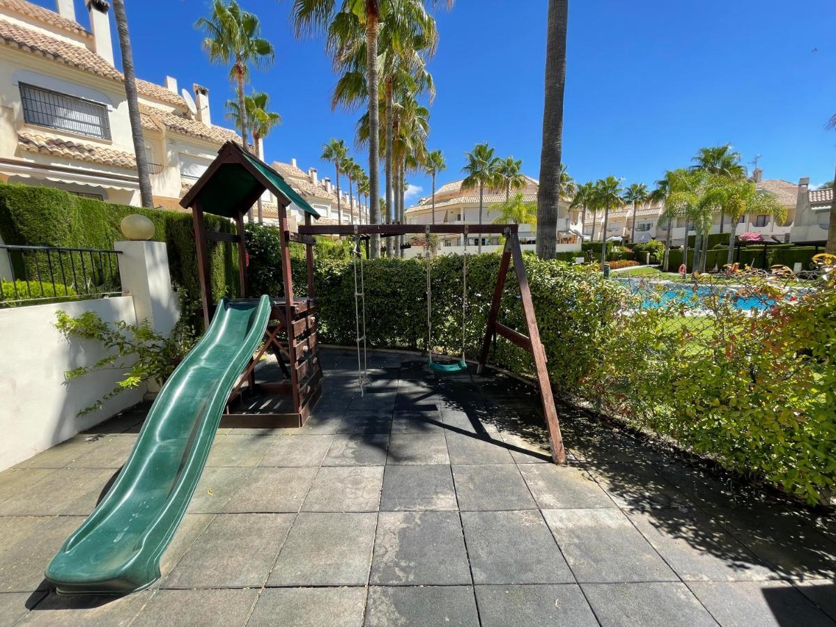 El Arenal Townhouse By The Beach With Swimming Pool - Eaw Homes Marbella Exterior photo