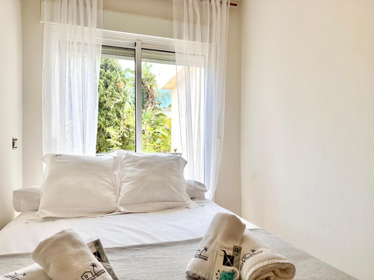 El Arenal Townhouse By The Beach With Swimming Pool - Eaw Homes Marbella Exterior photo
